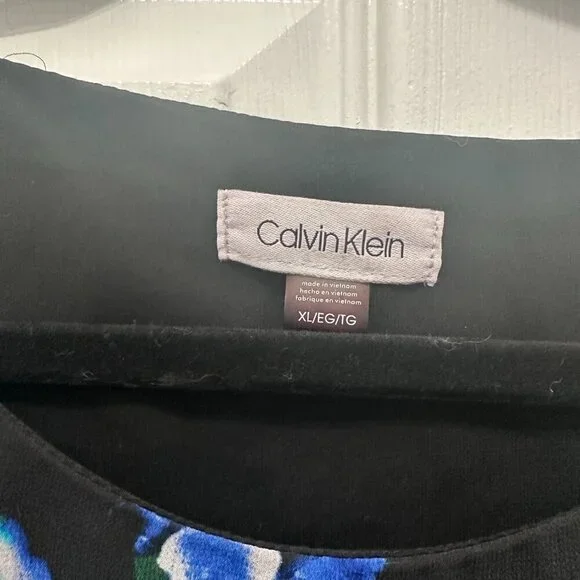 Black Floral Calvin Klein Layered Hem Asymmetrical Blouse Size XL - Picture 3 of 4